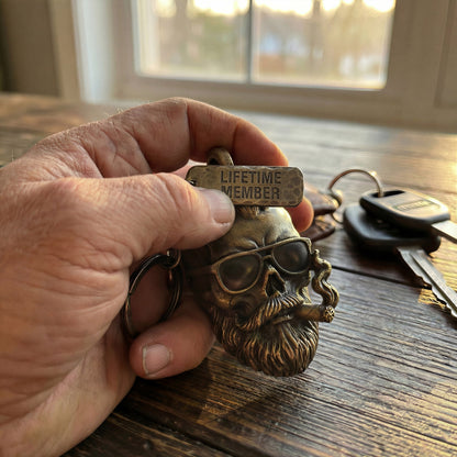 🔥🎁2026 Father's Day Gifts 50% Off - 💀 Old F*ckers Club Lifetime Member Keychain– No Rules. No Filters. Still Kicking.