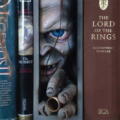 Peeping On The Bookshelf Booknook